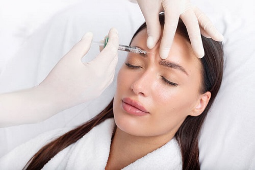 BOTOX TARİH Mİ OLUYOR? NOTOX İLE ENJEKSİYONSUZ GENÇLİK MÜMKÜN MÜ?